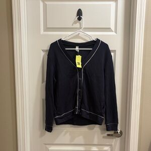 ✨NWT~All In Motion Cardigan✨